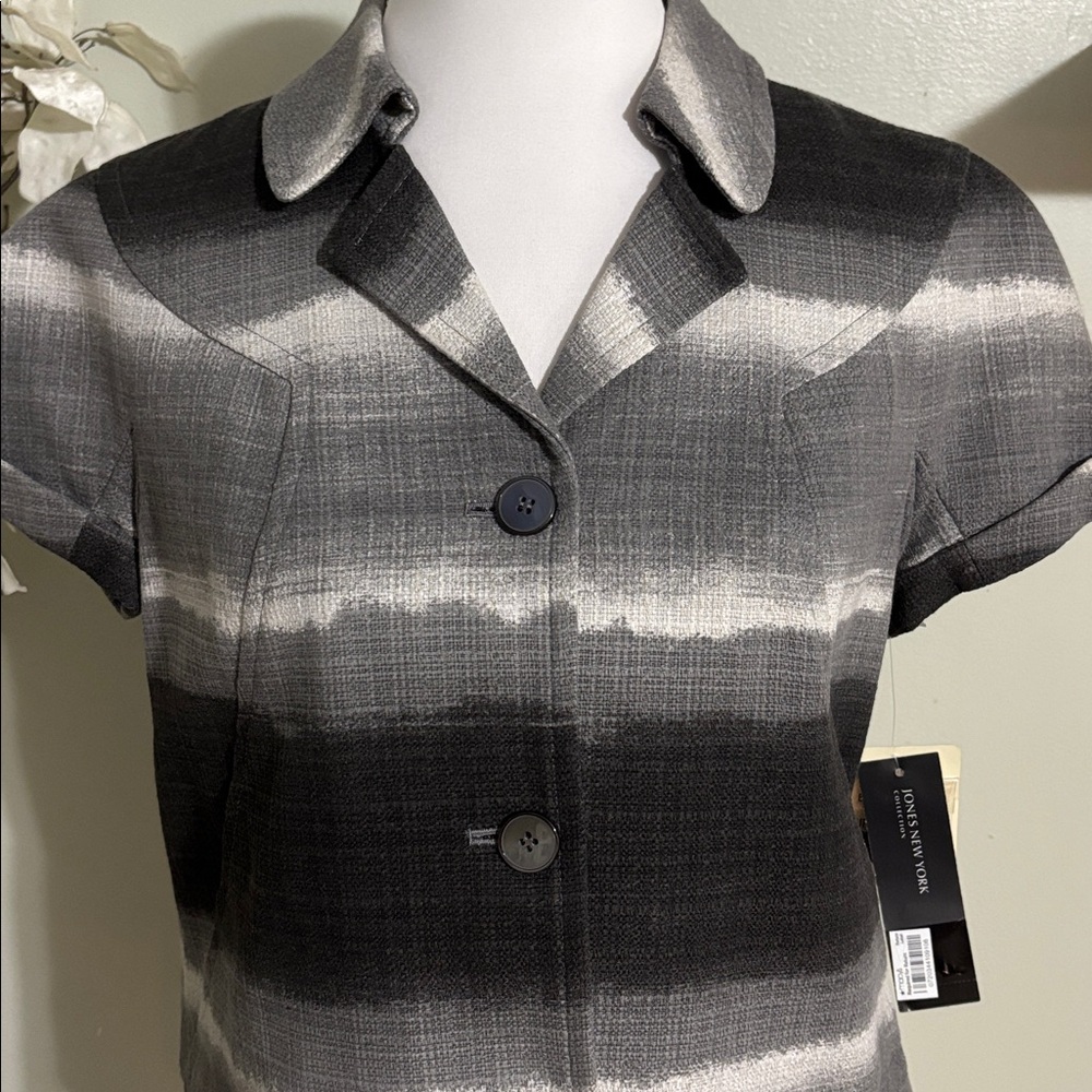 Jones New York Striped Gray Blazer - Picture 2 of 5